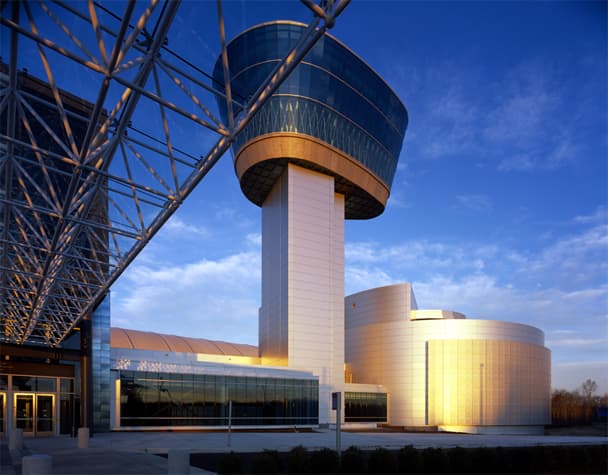 National Air and Space Museum Steven F. Udvar-Hazy Center