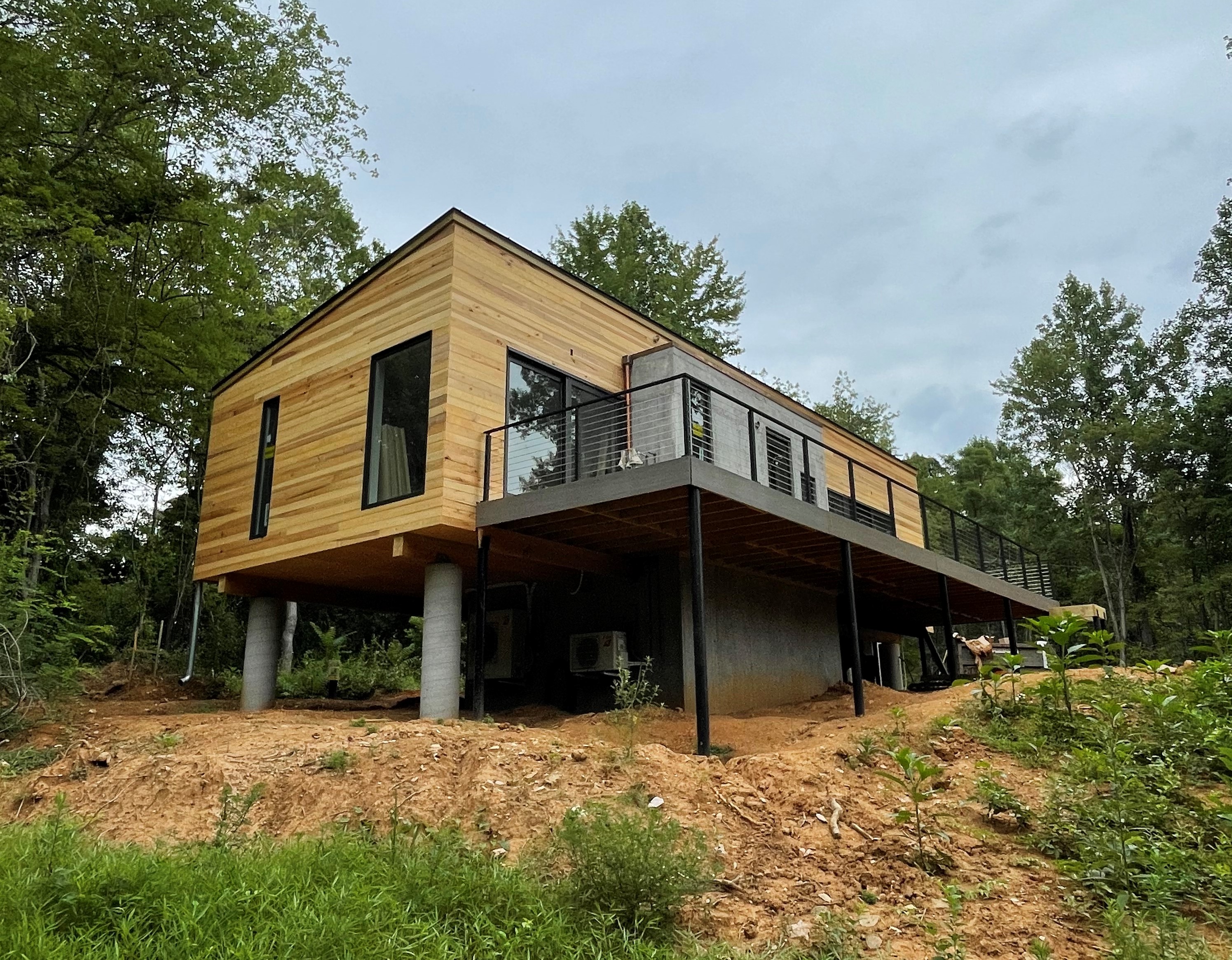 Sperryville Modern Cabin