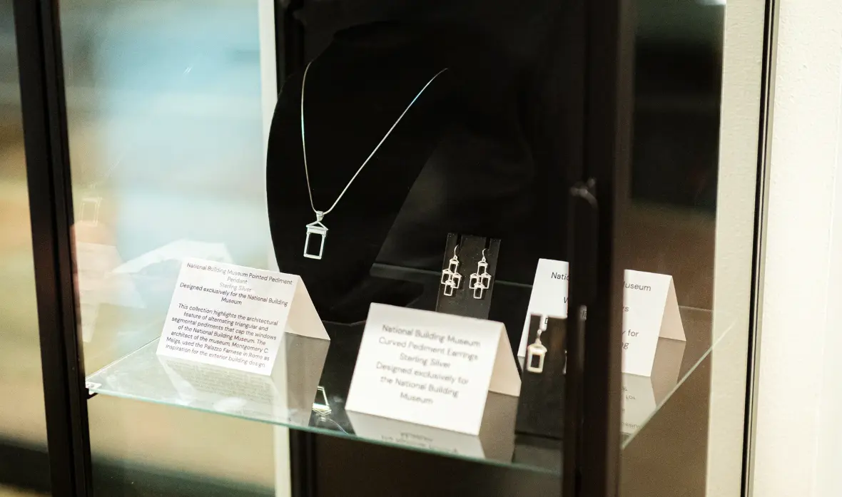 jewelry exhibit