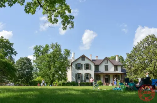 lincoln cottage stamped 2025